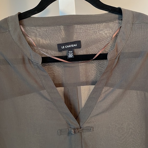 Le Chateau Sheer Khaki Green Blouse, Size M - Picture 3 of 10
